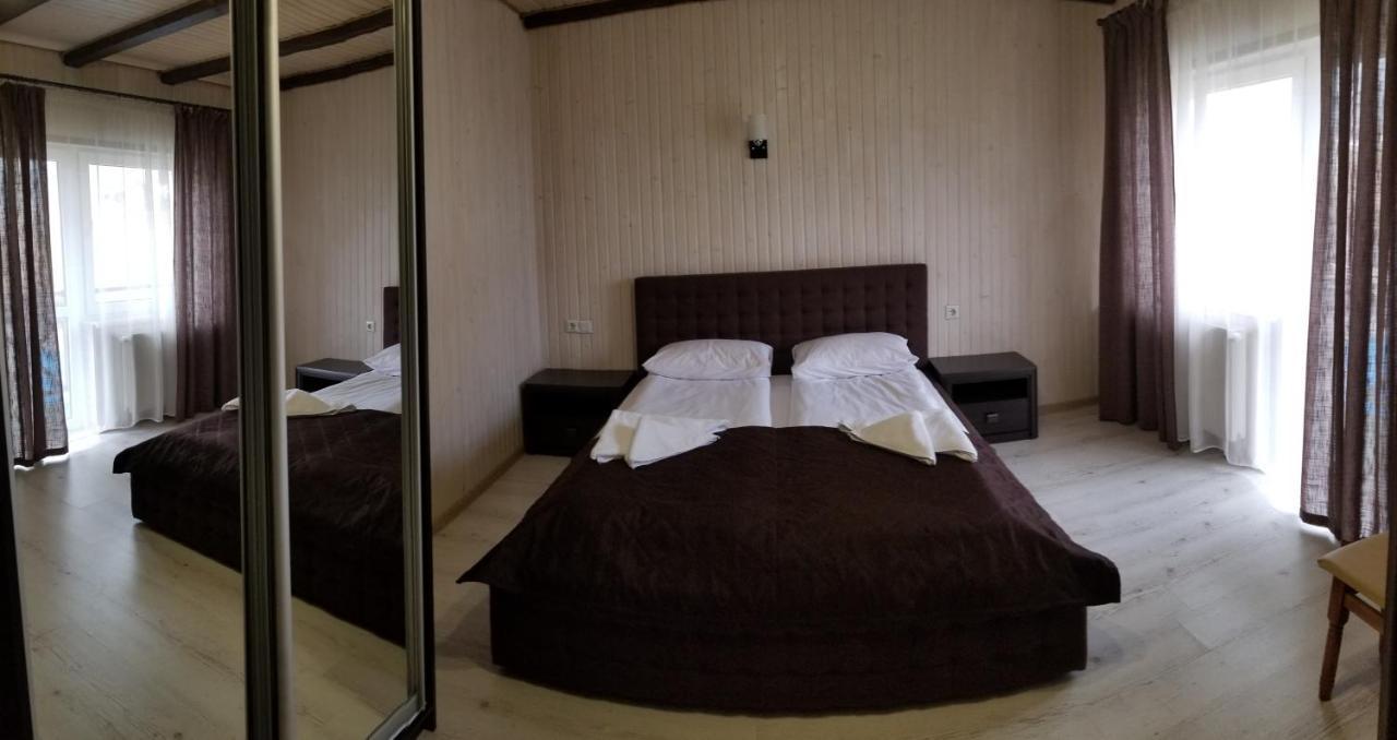 Guest House Mountain บูโคเวล ภายนอก รูปภาพ
