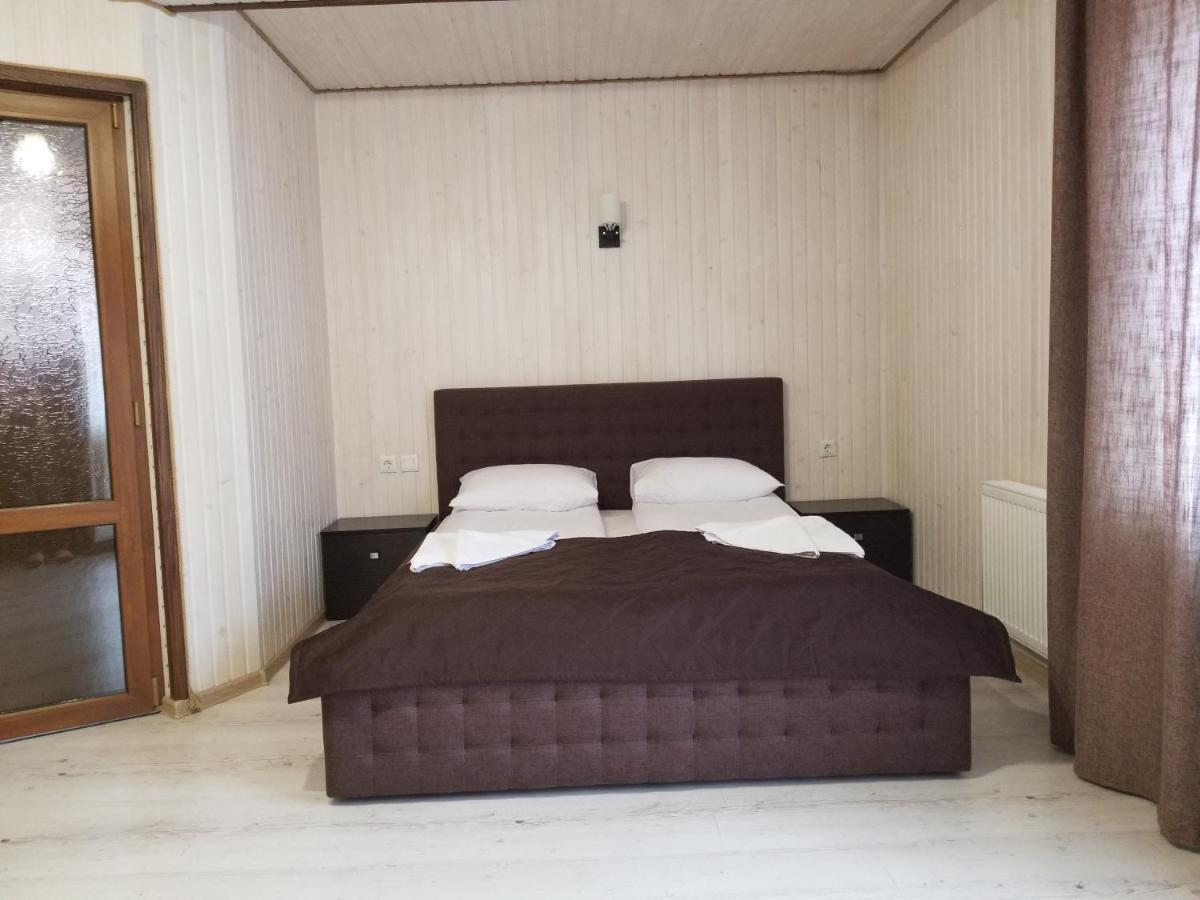 Guest House Mountain บูโคเวล ภายนอก รูปภาพ