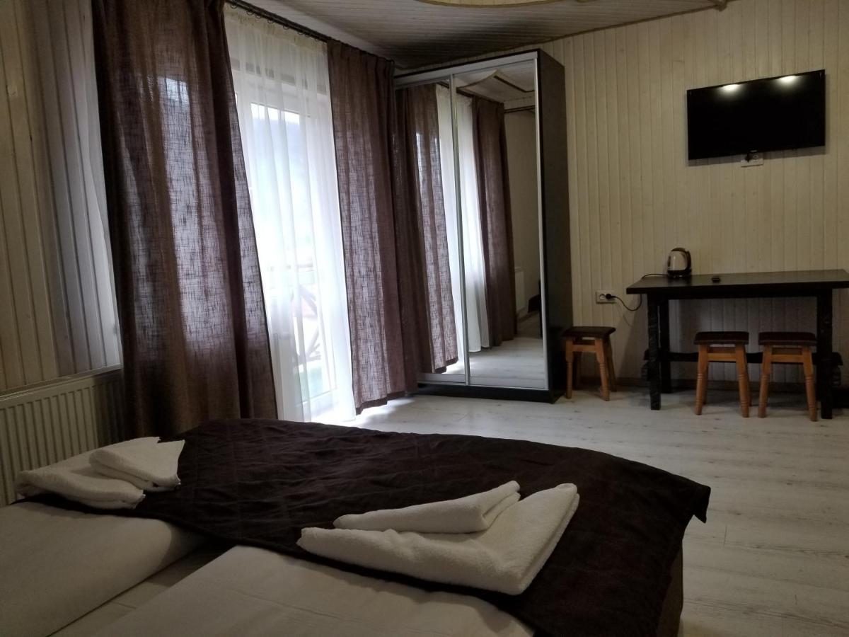 Guest House Mountain บูโคเวล ภายนอก รูปภาพ