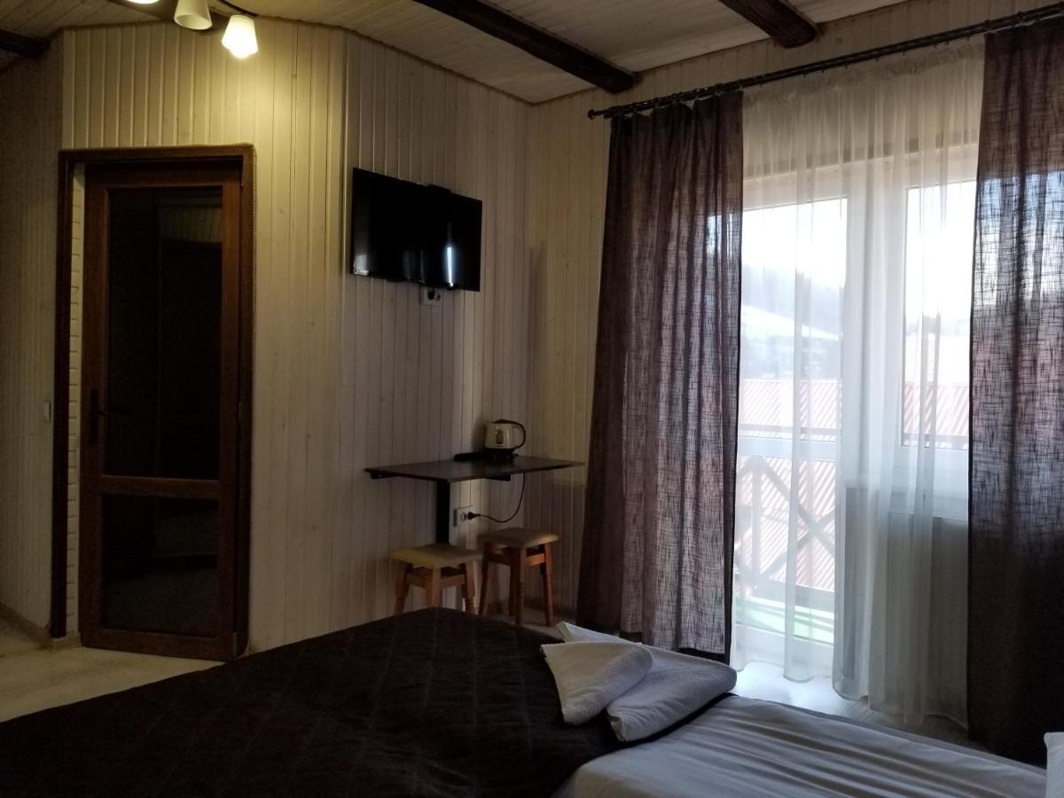 Guest House Mountain บูโคเวล ภายนอก รูปภาพ