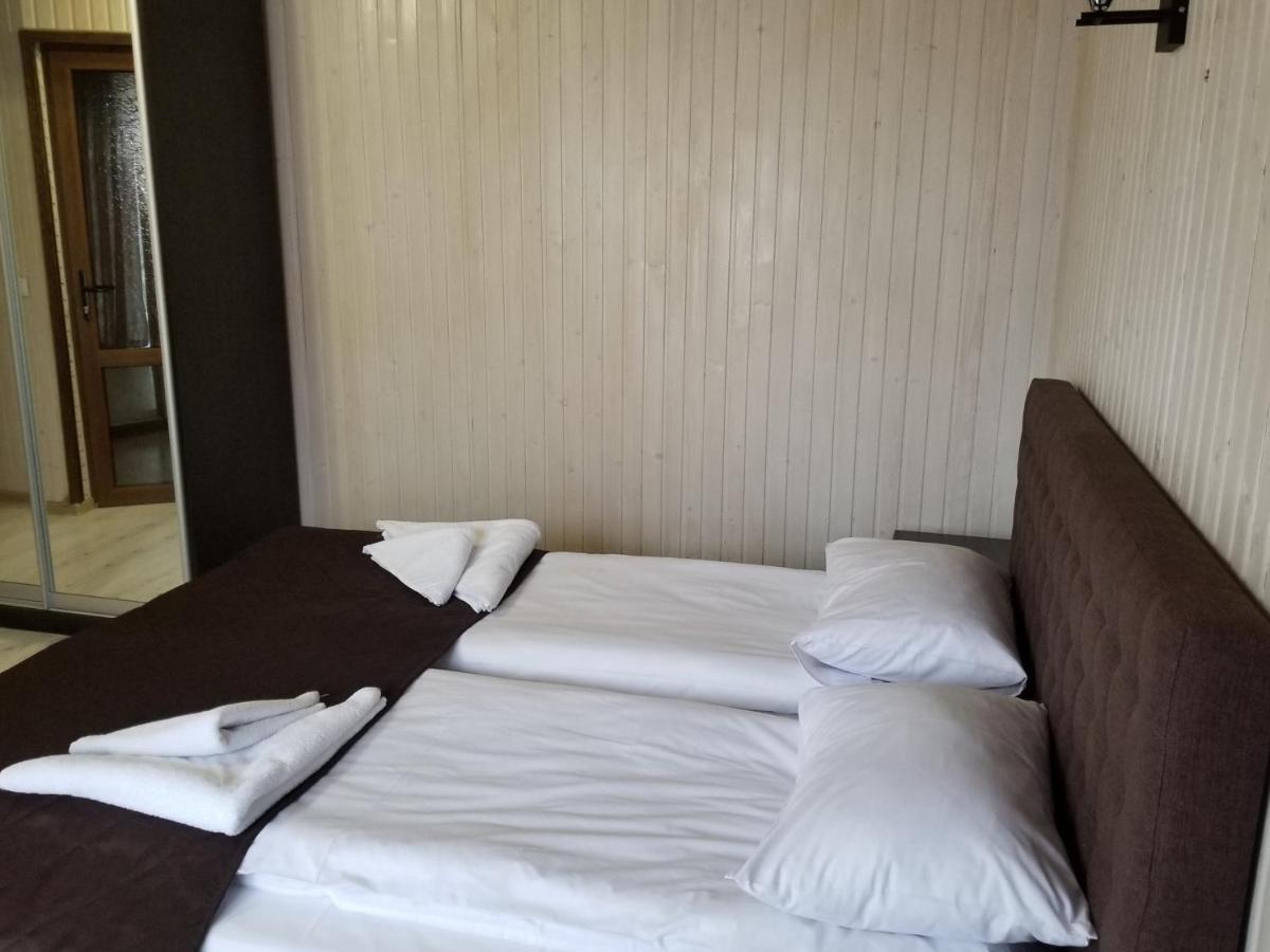 Guest House Mountain บูโคเวล ภายนอก รูปภาพ